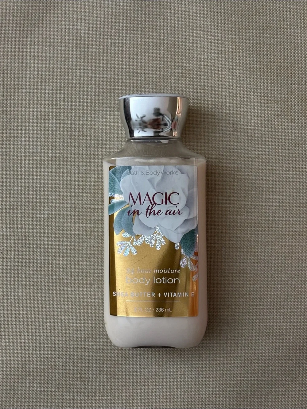 Bath & Body Works Magic in the Air Body Lotion - White & Gold